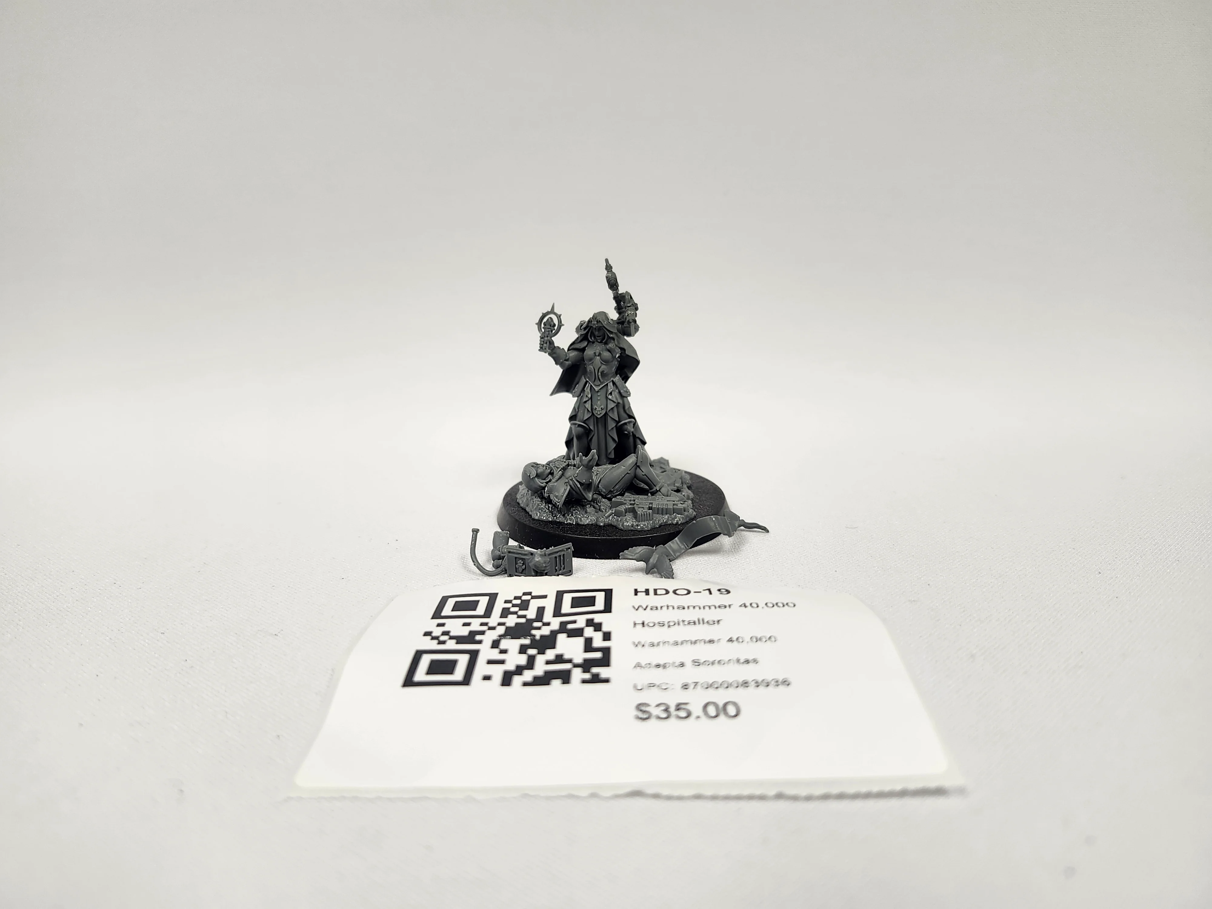 Warhammer 40,000 Hospitaller HDO-19