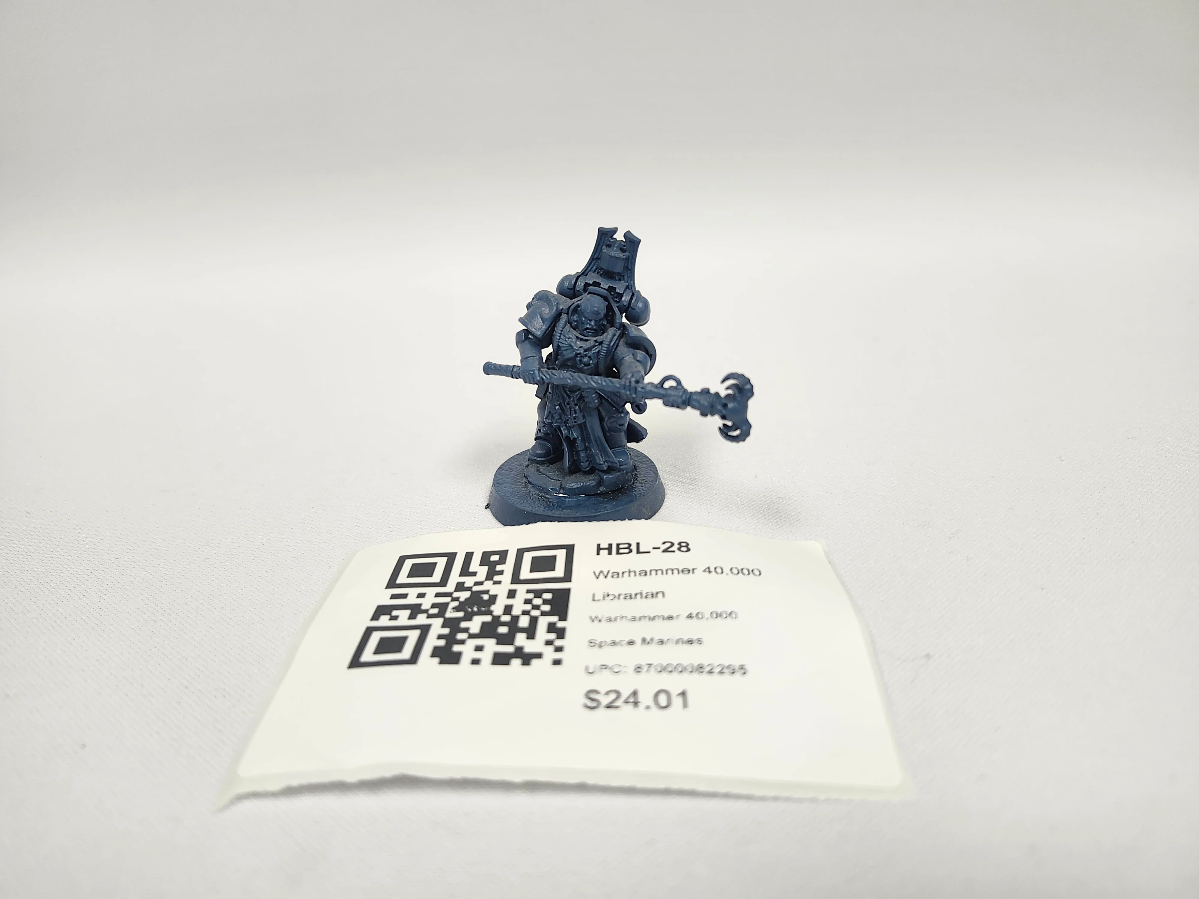 Warhammer 40,000 Librarian HBL-28