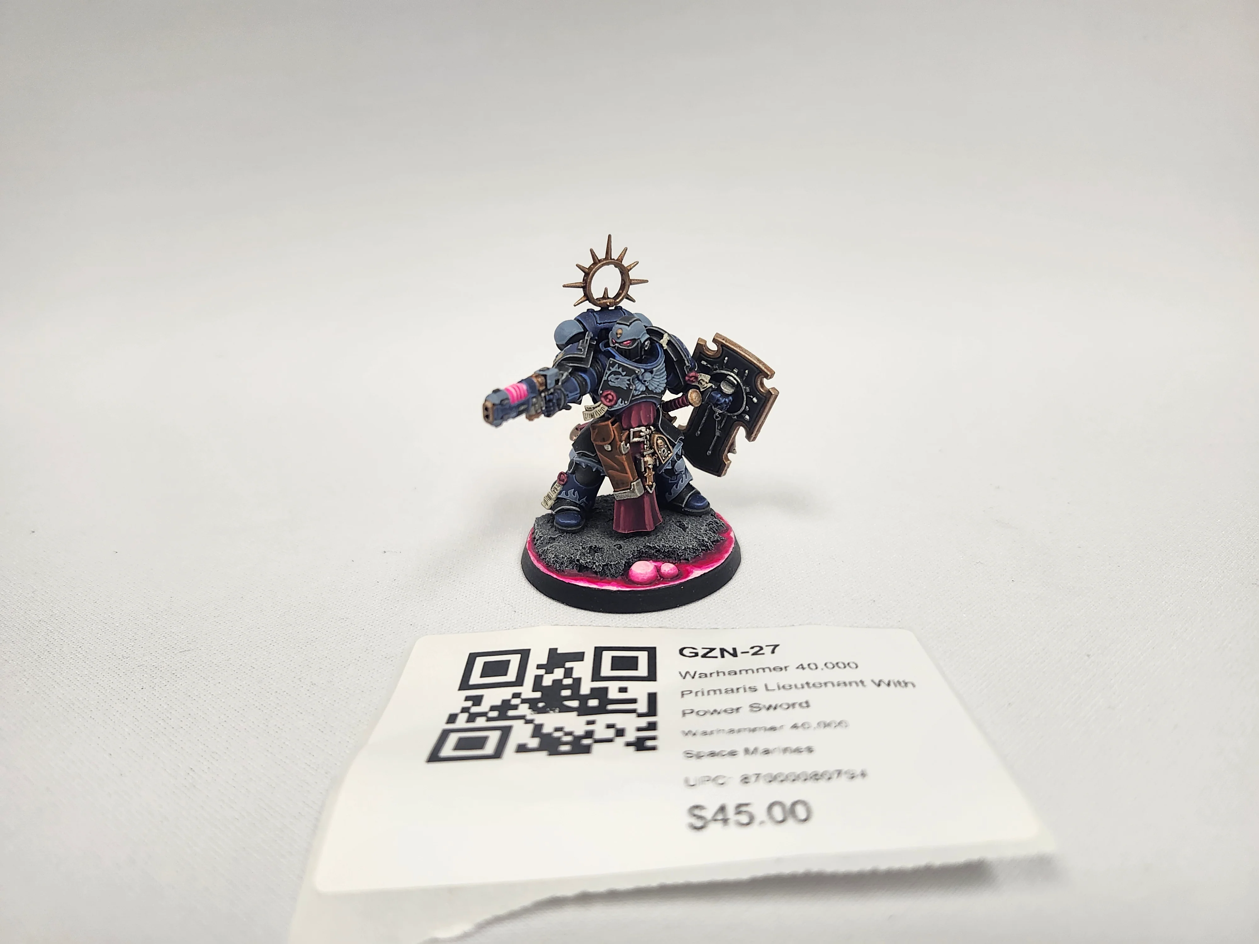 Warhammer 40,000 Primaris Lieutenant With Power Sword GZN-27